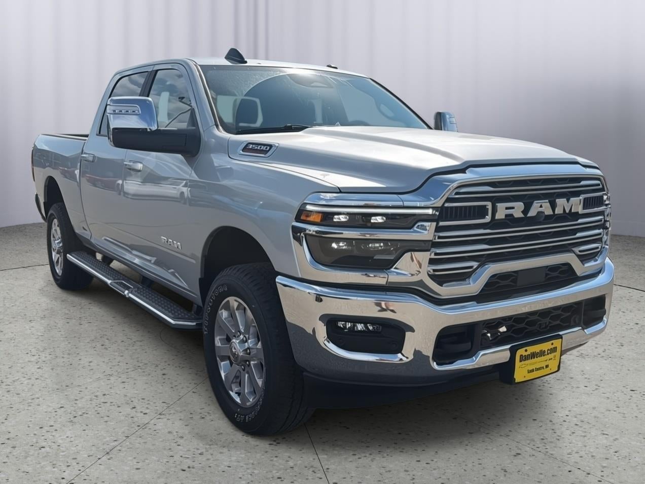 2026 RAM Ram 3500 RAM 3500 LARAMIE CREW CAB 4X4 6'4' BOX