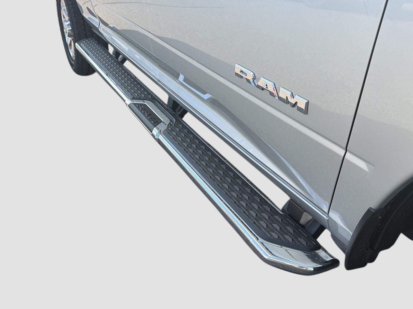 2026 RAM Ram 3500 RAM 3500 LARAMIE CREW CAB 4X4 6'4' BOX