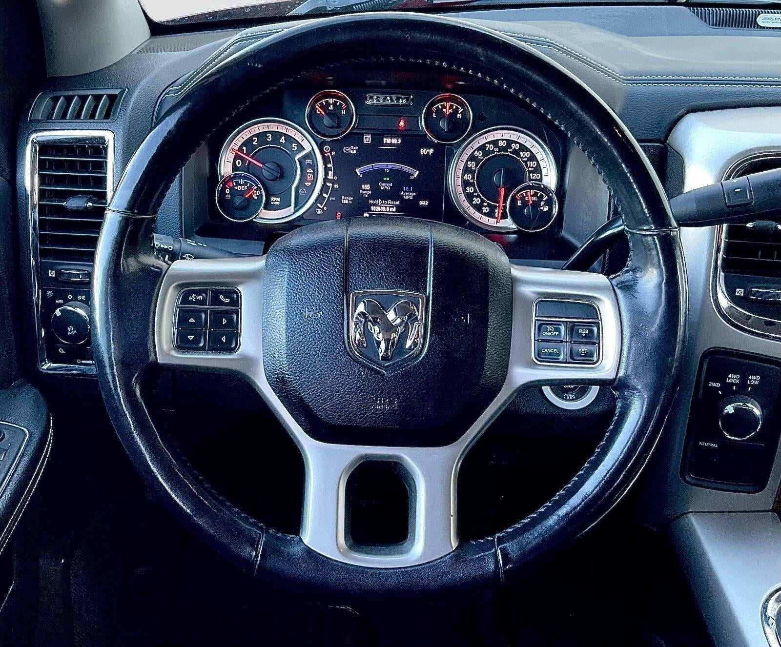 2018 RAM 3500 Laramie Crew Cab 4x4 6'4' Box