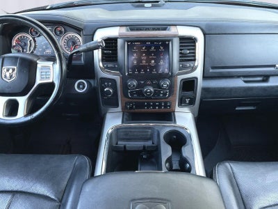 2018 RAM 3500 Laramie Crew Cab 4x4 6'4' Box
