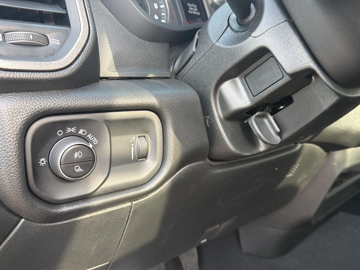 2026 RAM Ram 2500 RAM 2500 TRADESMAN REGULAR CAB 4X4 8' BOX