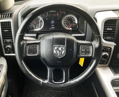 2017 RAM 1500 Big Horn Crew Cab 4x4 5'7' Box