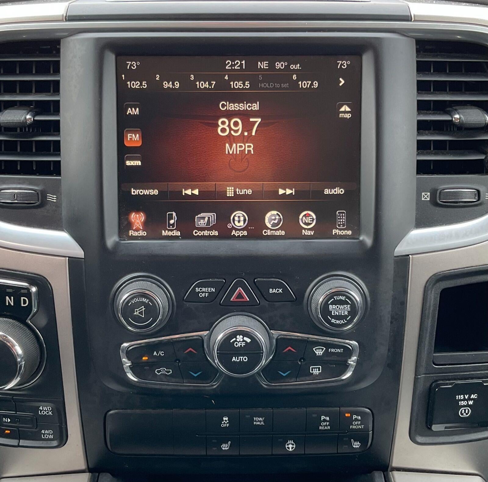 2017 RAM 1500 Big Horn Crew Cab 4x4 5'7' Box