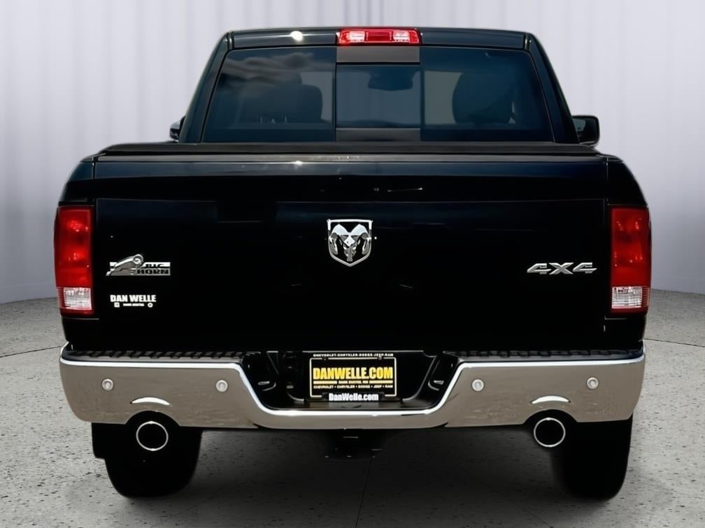2017 RAM 1500 Big Horn Crew Cab 4x4 5'7' Box