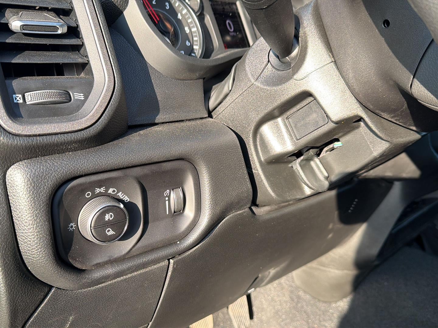 2026 RAM 2500 RAM 2500 WARLOCK CREW CAB 4X4 6'4' BOX