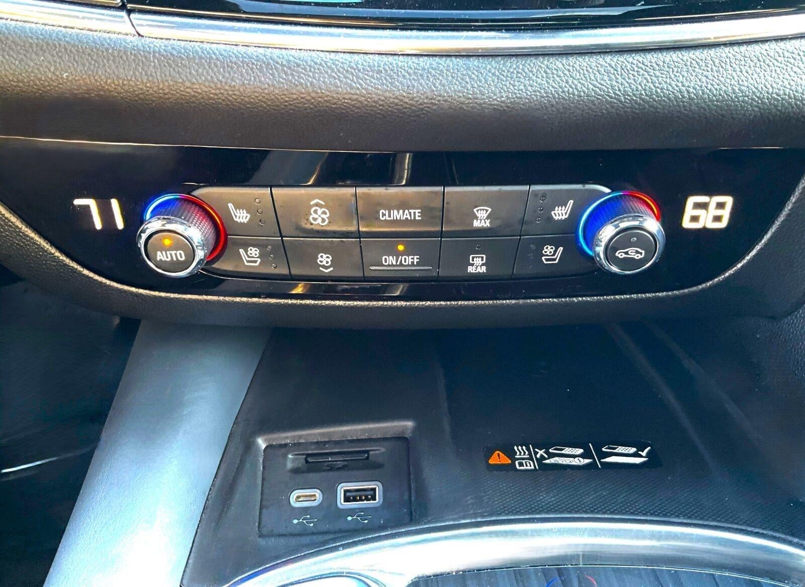 2023 Buick Enclave Premium AWD