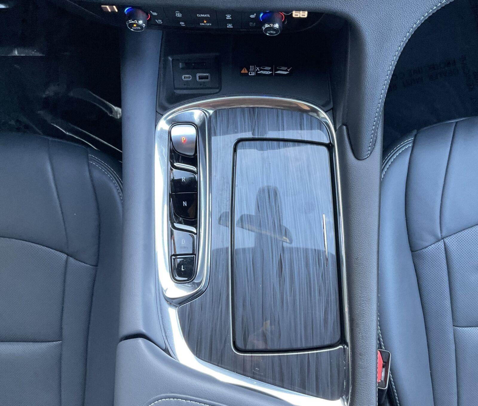 2023 Buick Enclave Premium AWD
