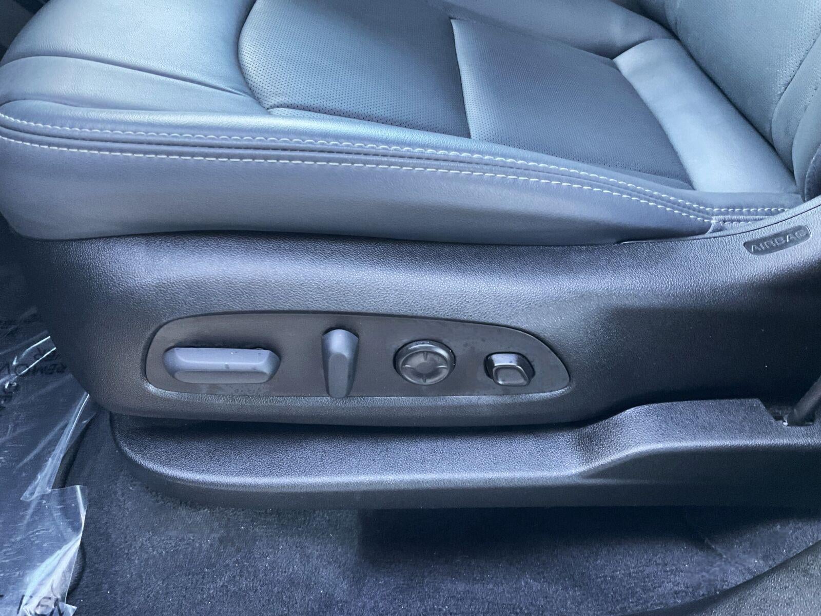 2023 Buick Enclave Premium AWD