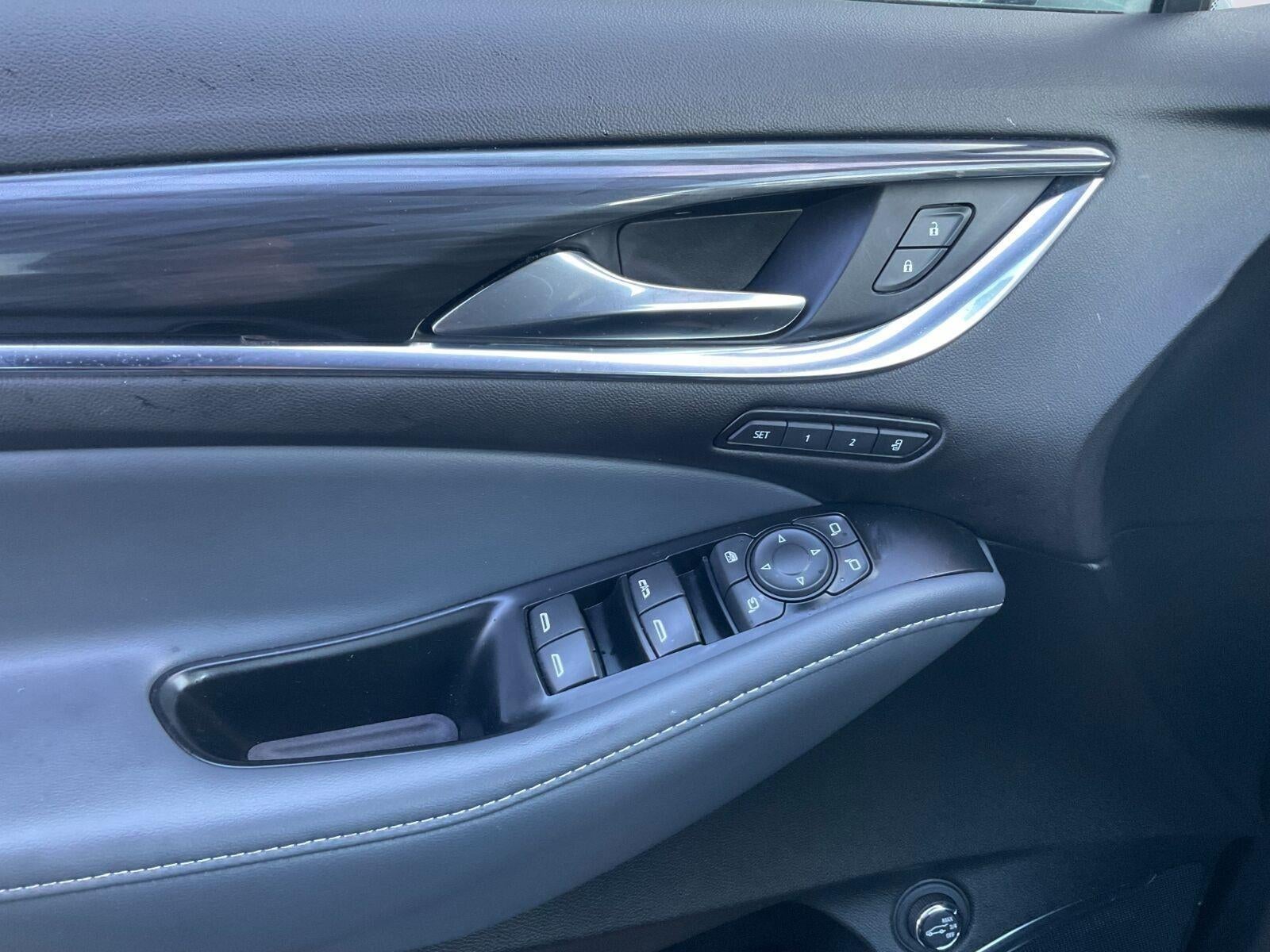 2023 Buick Enclave Premium AWD